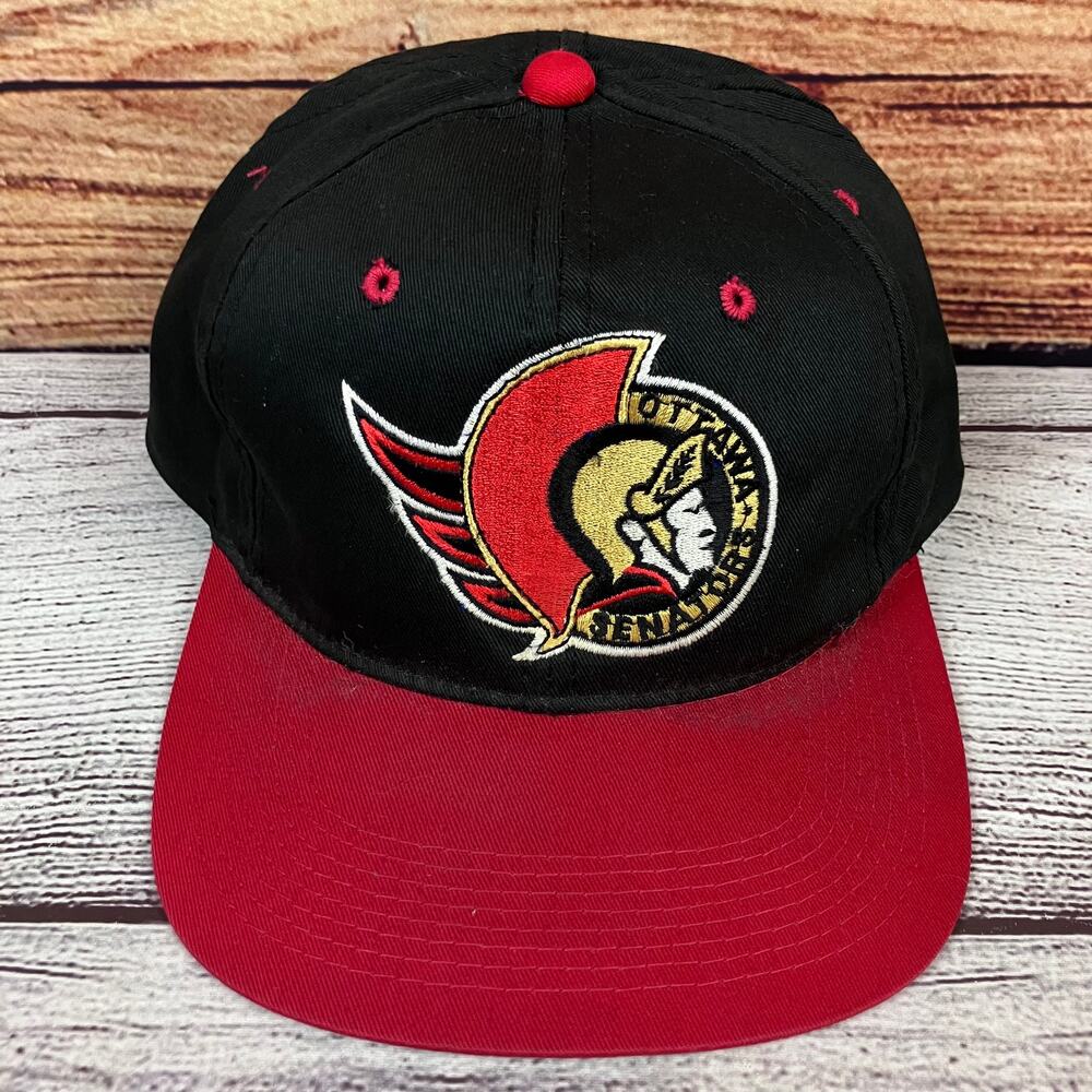 Vintage 1990s Ottawa Senators Sports Specialties Wool Snapback Hat